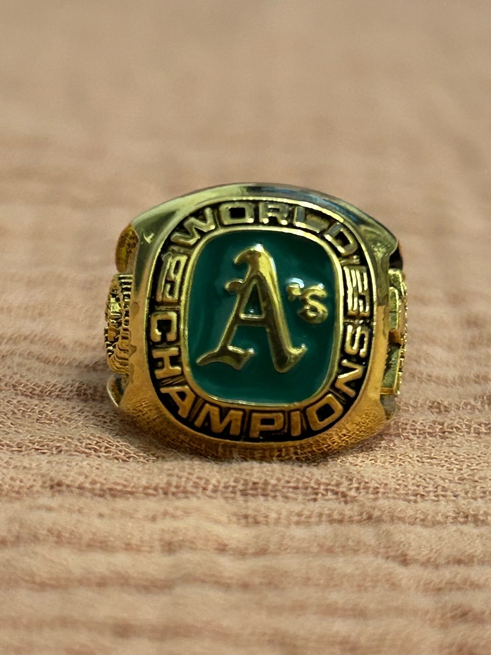 Oakland Athletics 1989 World Champions Commemorative Ring
